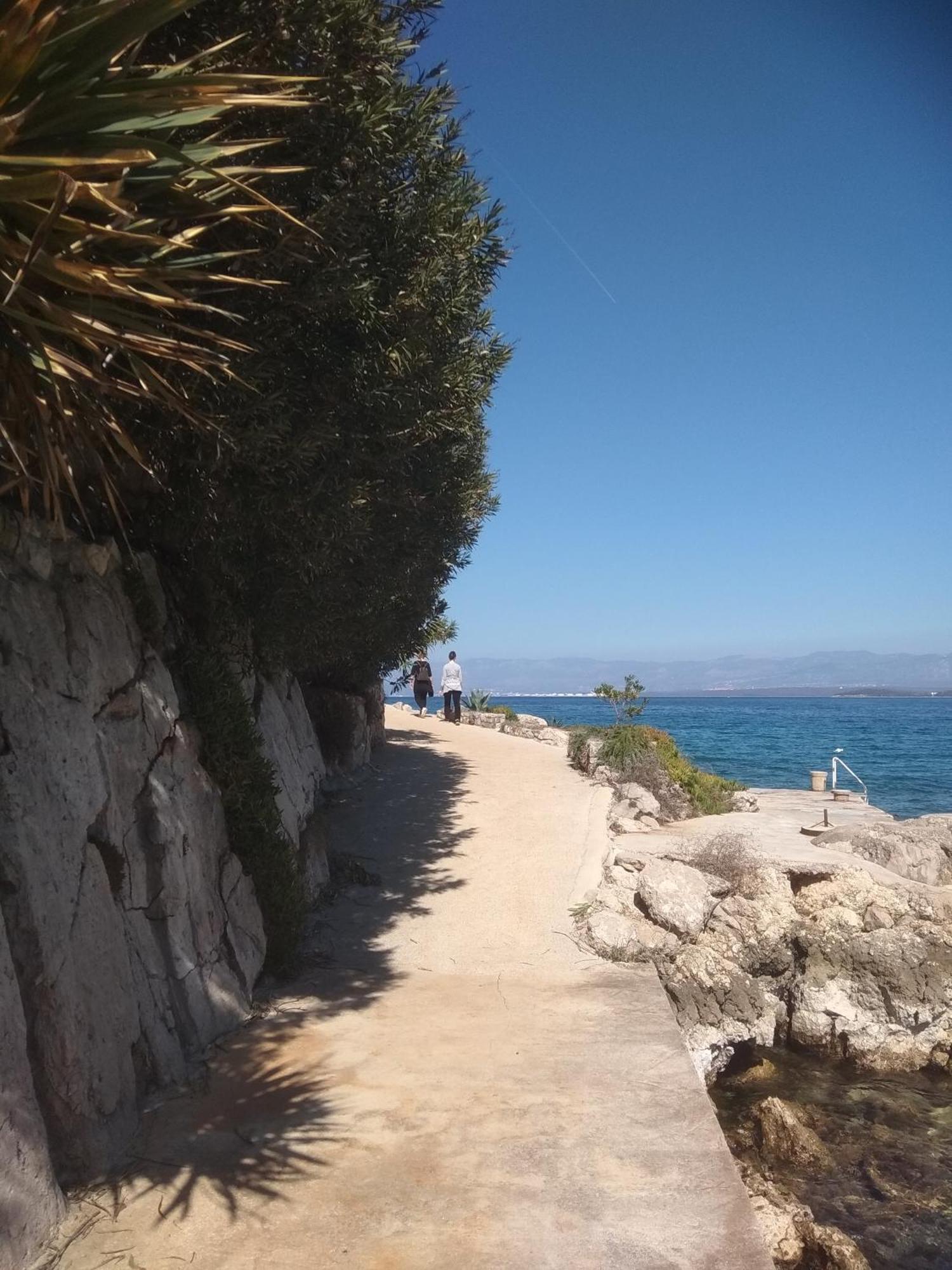 Apartment White Vantacici Εξωτερικό φωτογραφία