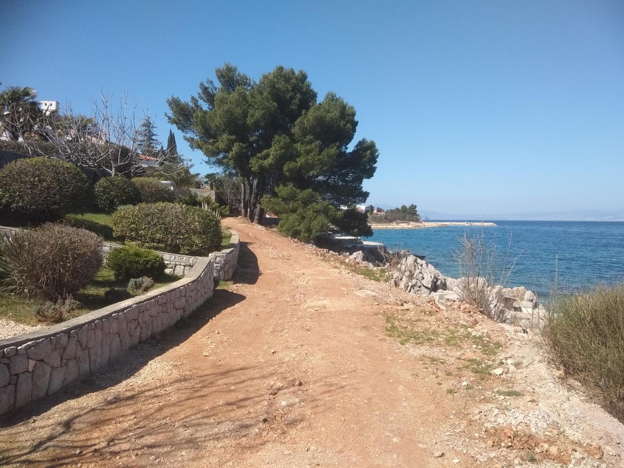 Apartment White Vantacici Εξωτερικό φωτογραφία